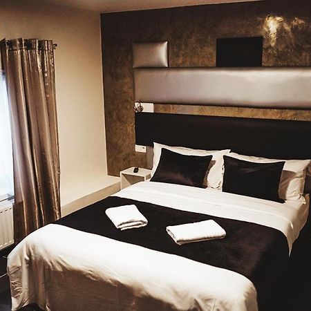 Hotel Onyx Expo Jette Eksteriør bilde